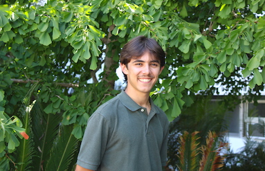 Headshot of Frank Transfer Student
